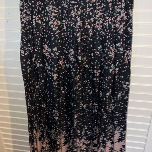 Classic 1980s Floral pleated skirt - Picture 6 of 7